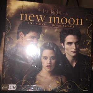 Twilight New Moon Board Game